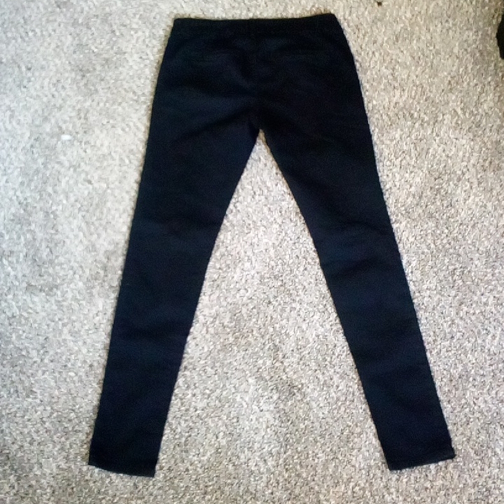 VIP JEANS - Picture 2 of 2